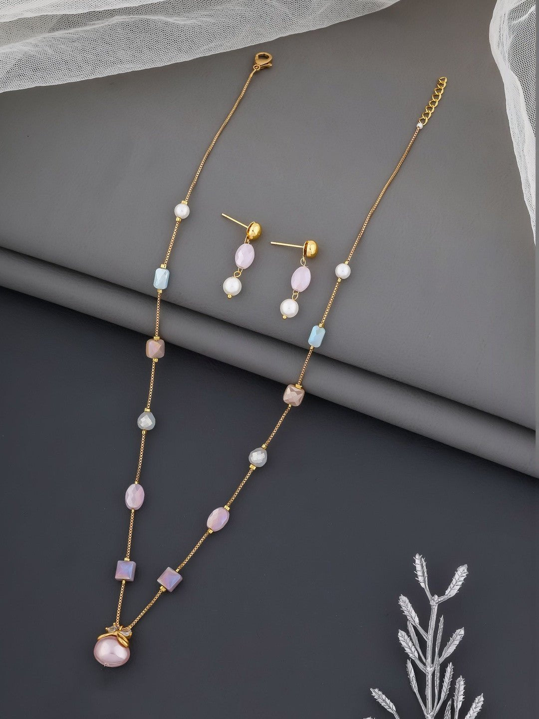 Messing vergulde ketting – mode-sieraden – verguld messing met kristallen