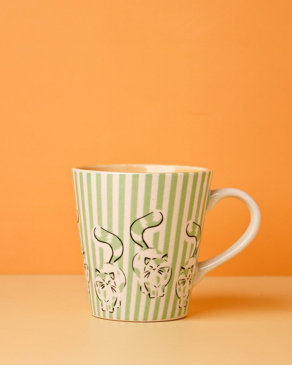 Handbeschilderde koffiemok van steengoed - 268 ml