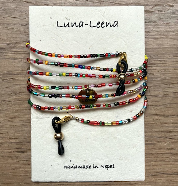 Luna-Leena brillenkoord - meerdere glaskralen - L95cm - handgemaakt in Nepal