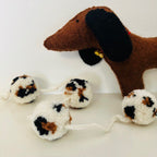 Luna -Leena Garland POM POM Leopard - L 2M - 100% zachte wol - handgemaakt in Nepal