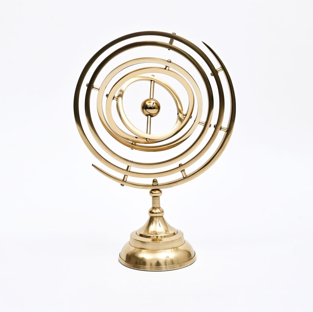 Klassiek gouden armillairsfeer decoratief beeldhouwwerk
