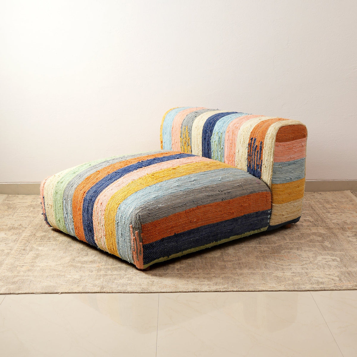Vloerligbed van gestreept katoen met rugleuning Veelkleurig - 102 cm