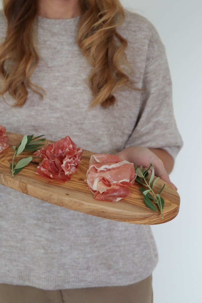 Leeff Olivewood Serving Board Ollie L
