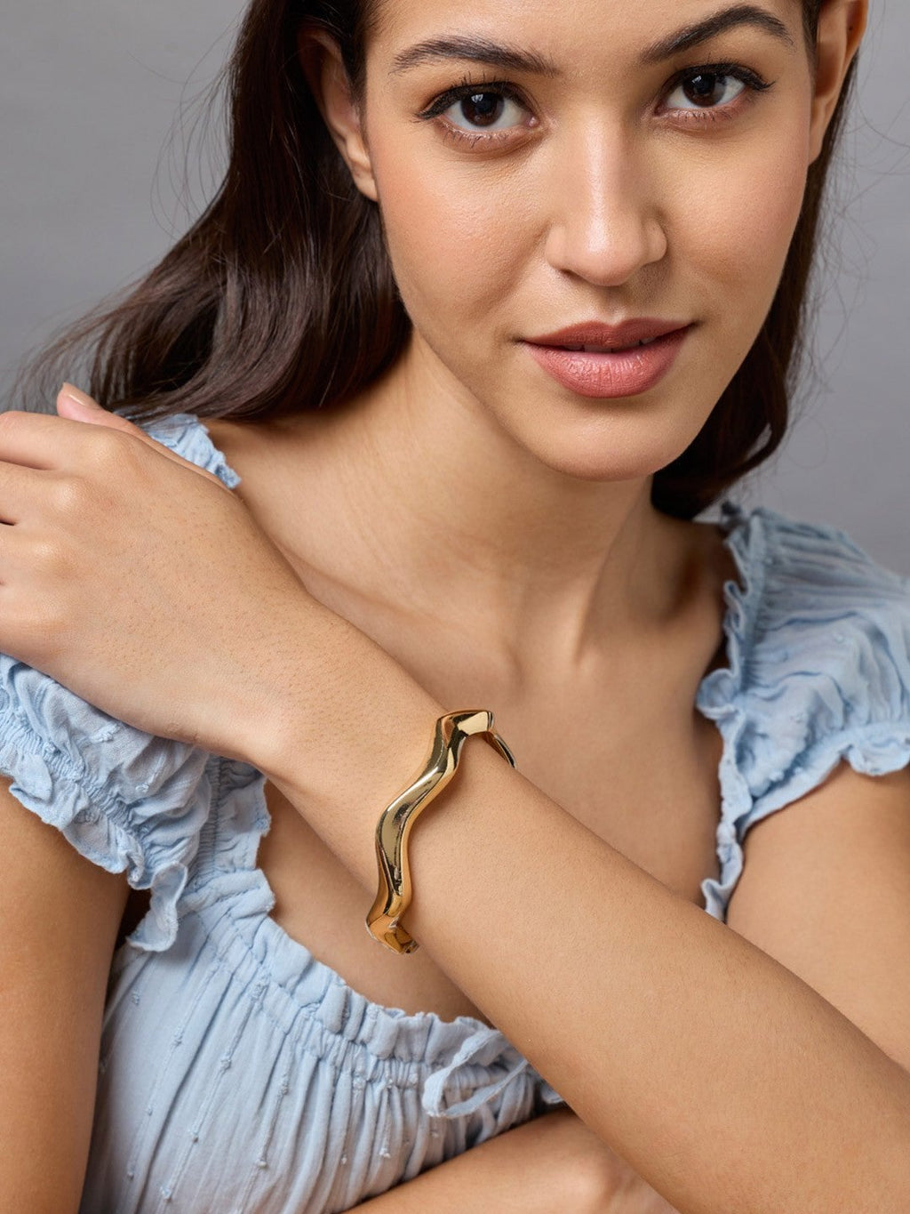 Vergulde manchetarmband – modeaccessoire – koper, verguld – interlocksluiting