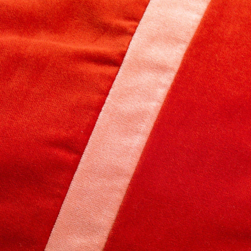 Dutch Decor Pemm - Kussen 45x45 cm - Aurora Red - Rood, roze