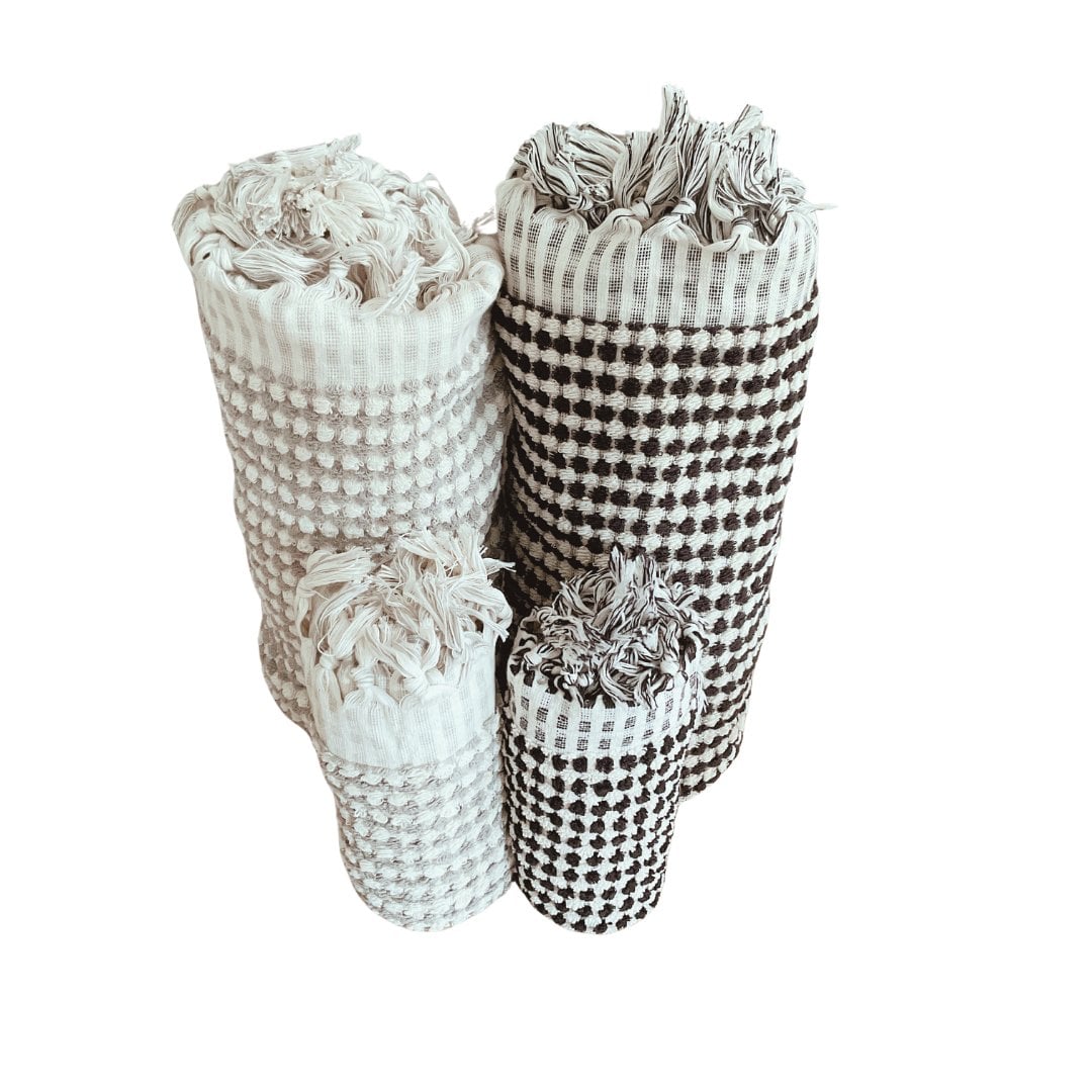 PomPom Handdoek Taupe