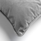 Nederlands decor Finn - Kussen fluweel 40x60 cm - Micro -chip - Grijs