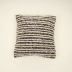 Ivoor en grijs handgeweven structuurkussen - 45x45 cm