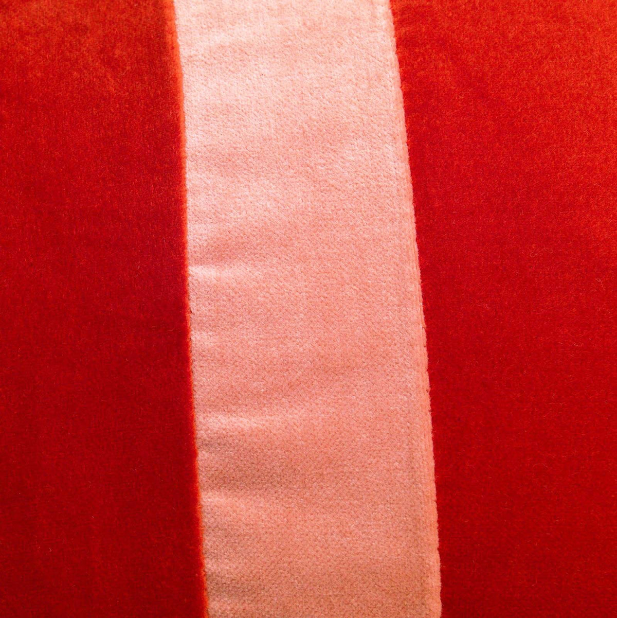 Dutch Decor Pippa - Kussen 30x50 cm - Aurora Rood - Rood