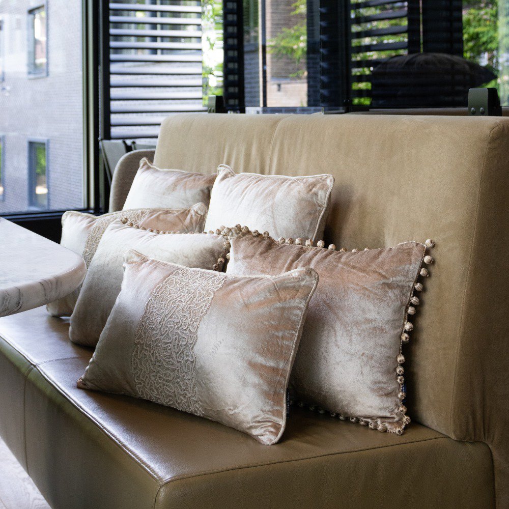 Kussen fluweel beige 45x45cm
