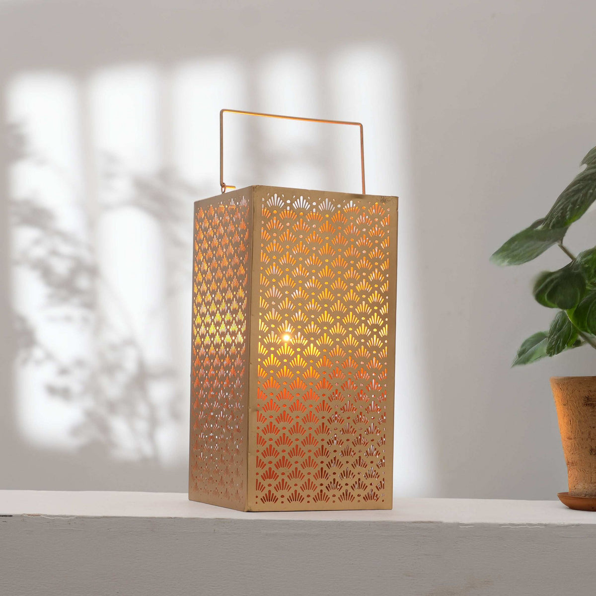Metalen Jali-lantaarn - ijzeren hangende kaarsenhouder - vintage huisdecor