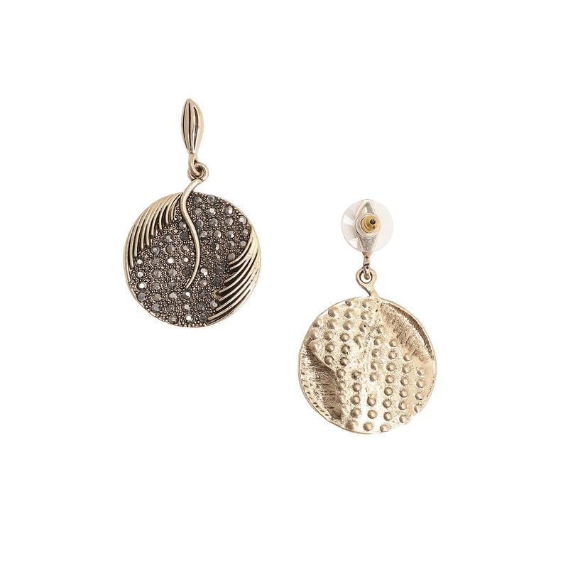 Ronde oorbellen met structuur – mode-sieraden – legering en kunststenen – goudkleurige afwerking