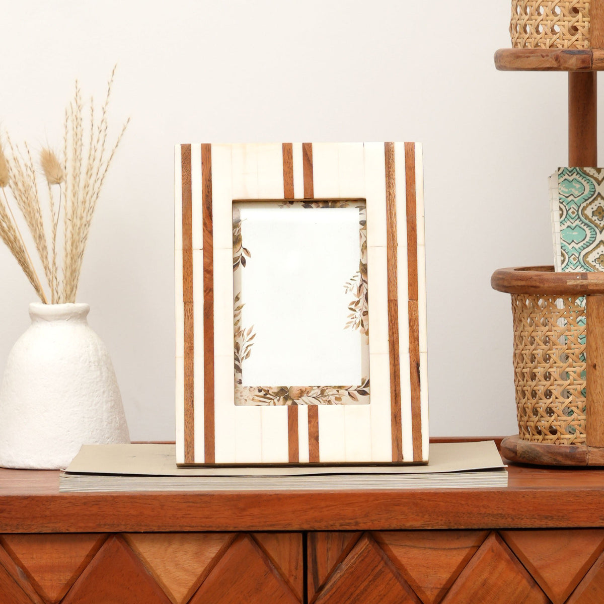 Moderne gestreepte fotolijst van hars - Elegant meerkleurig decor