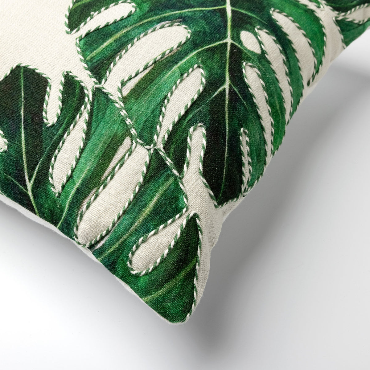 Dutch Decor Leafy - Kussen 45x45 cm - Katoen - Sneeuwwitje - Wit