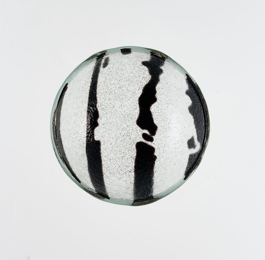 Wavy Bowl Tray 12x5 Black & White Bold (GS-16-WA)