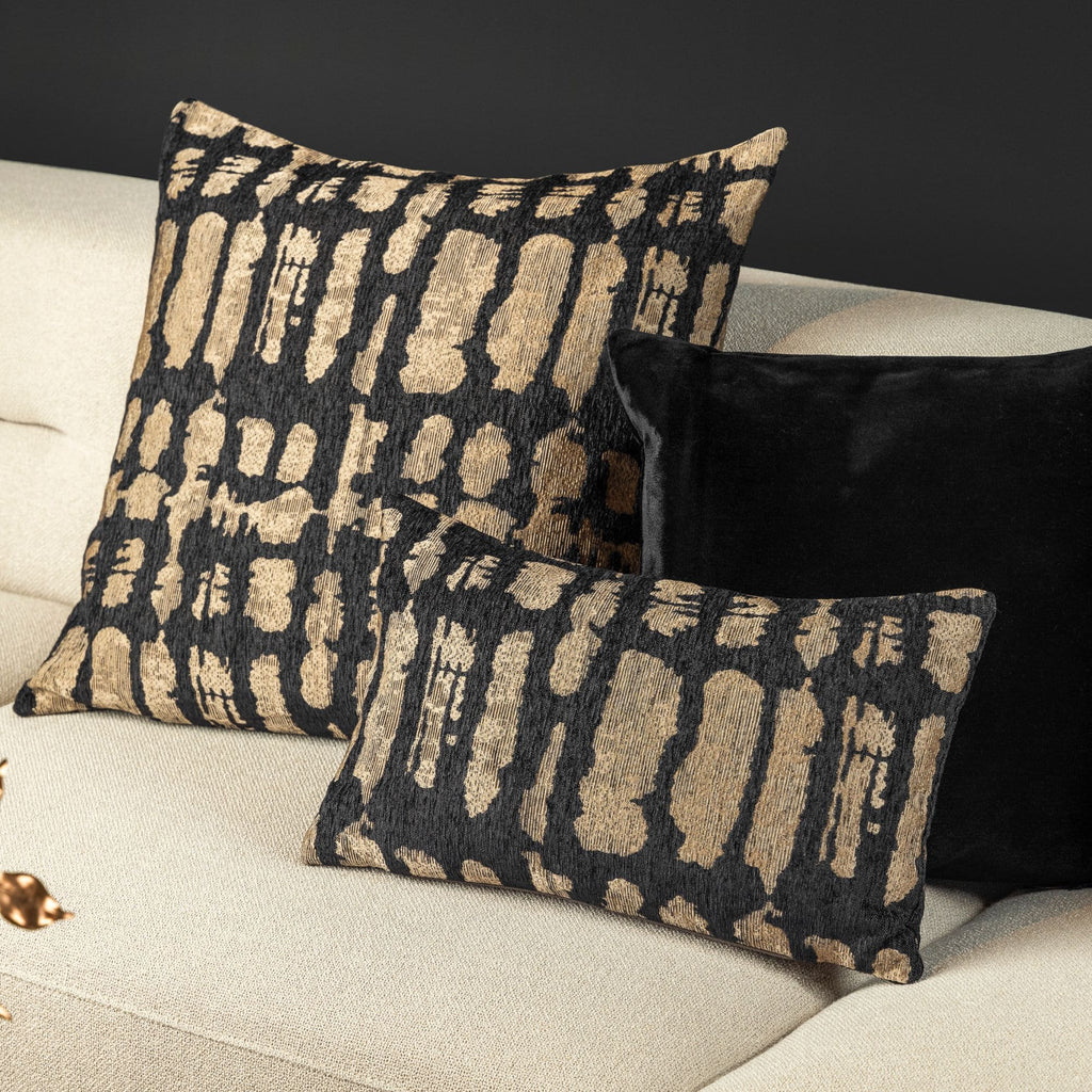 Delphine | Cushion 45x45 cm | Raven | Zwart | Hoii