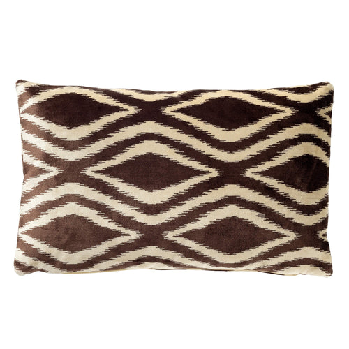 Amora | Kussen 30x50 cm | Chocolade Martini | Bruin | Hoii | met duurzame kussenvulling