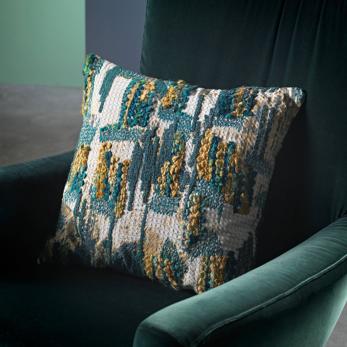 Darci | Kussen | 45x45 cm Insignia Blue | Blauw | Hoii | Met luxe binnenkussen