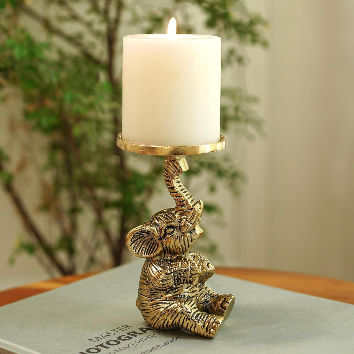 Stompkaarshouder – Aluminium Olifant Design – Gouden Afwerking – 8x8x15cm