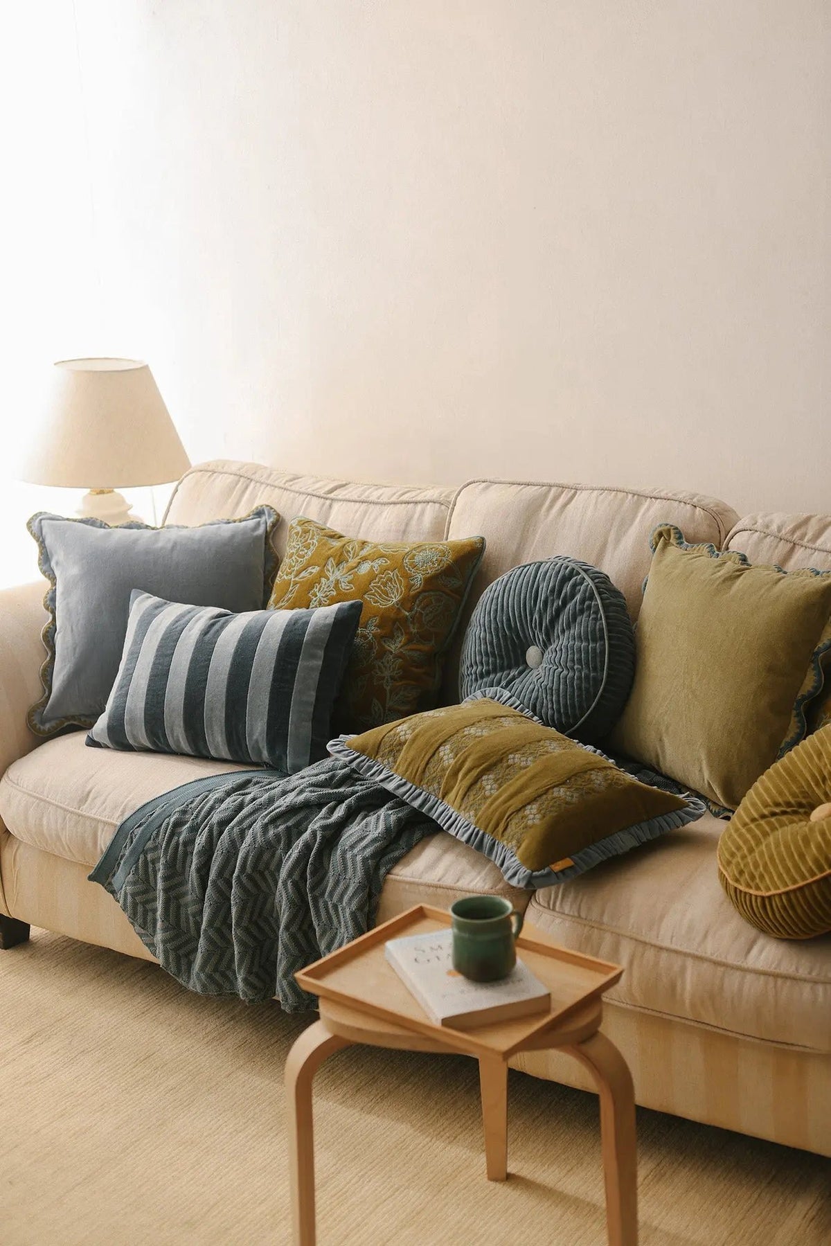 Kussenhoes | Rosabelle Chintz Olive kussenhoes van Sanctuary Living