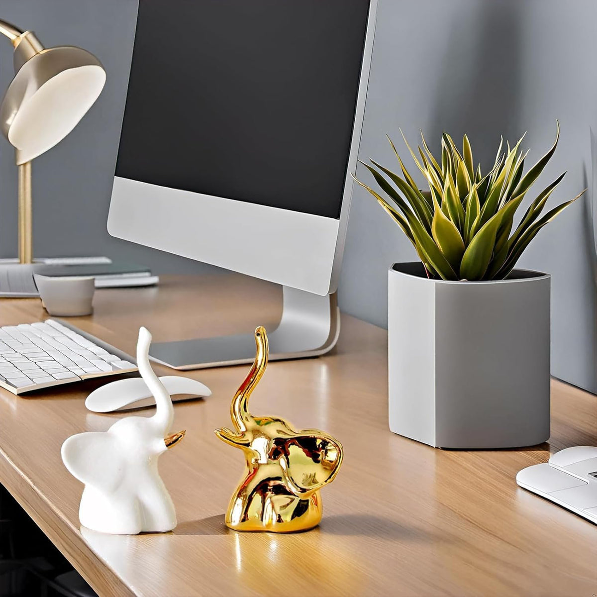 Keramieken olifantenbeeldjes – modern wit en goud – set van 2 stuks