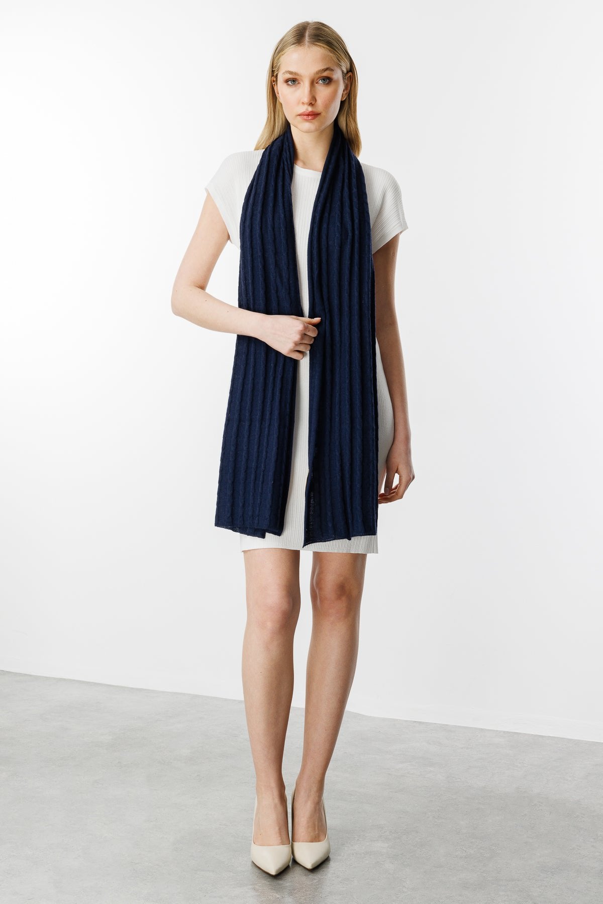 Myra Scarf Navy