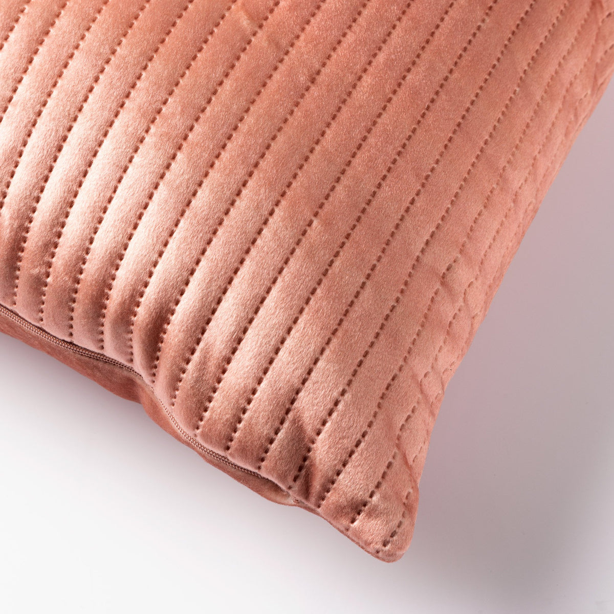 Dutch Decor David - Kussen 40x40 cm - Muted Clay - Roze