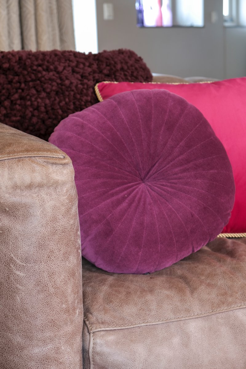 Daisy kussen magenta dia40cm