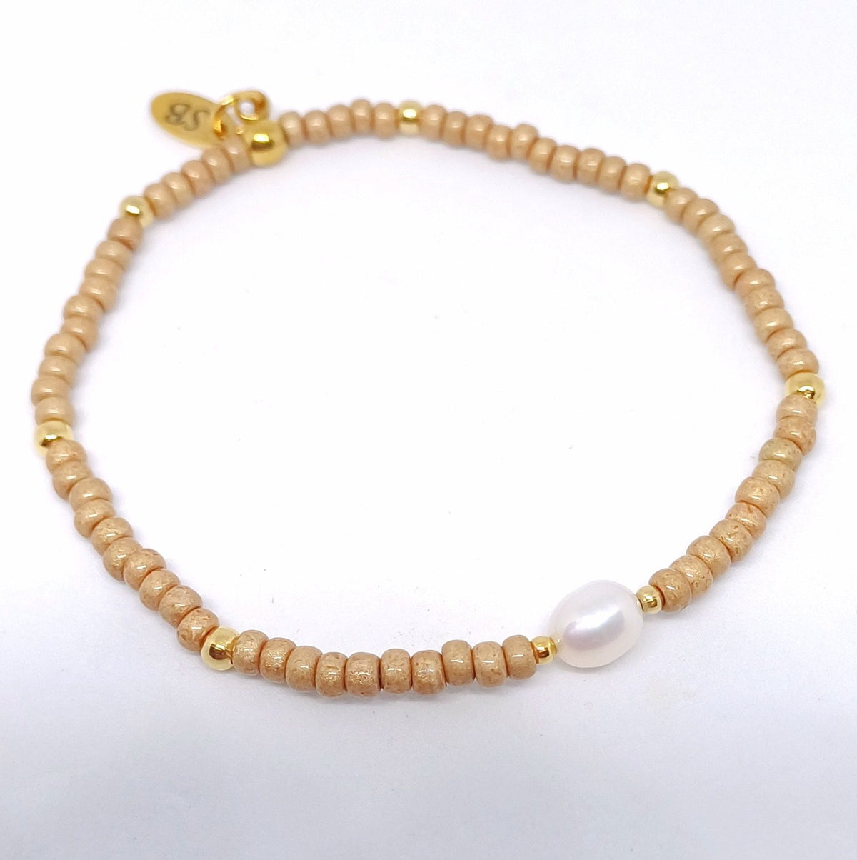 Miyuki stretch armbandje met zoetwaterparel