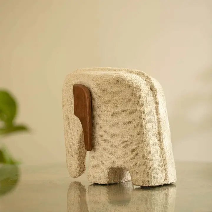 Anarva grote olifantensculptuur – milieuvriendelijk statement-decor