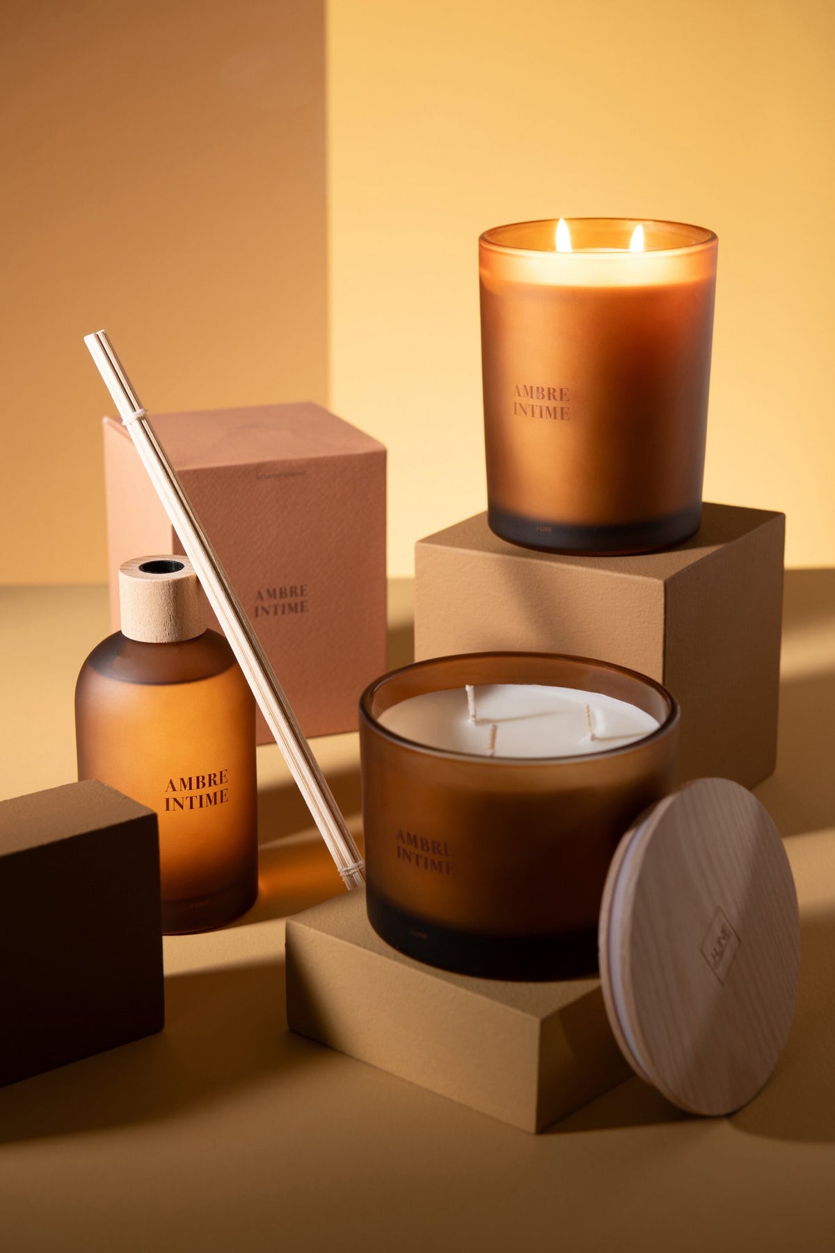 J-Line geurstokjes Accords Essentiels - Ambre Intime - oker - 250 ml
