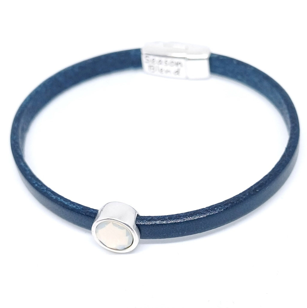 Tijdloze leren armband antiek verzilverd blauwtinten