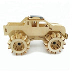 Bouwpakket Monstertruck van hout op zonne-energie