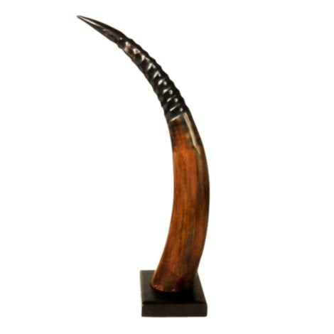 Hoorn op hout ribbel 65cm*