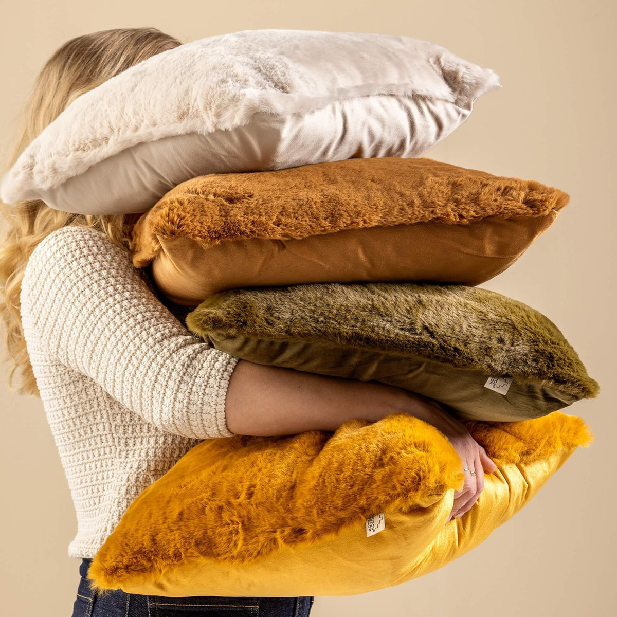 Nederlands decor Zaya - Cushion 45x45 cm gouden gloed - geel -ochre