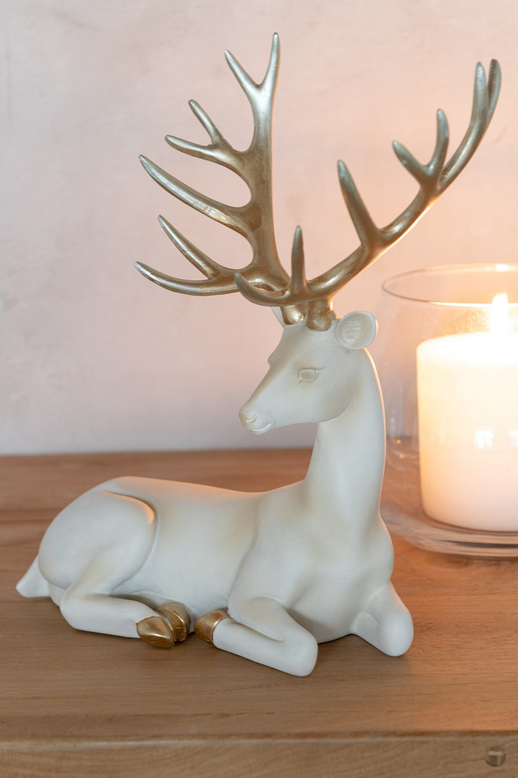 J-Line figuur Hert Liggend - polyresin - lichtbeige/goud