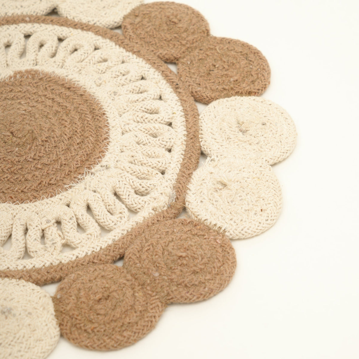 Beige katoenen gevlochten placemat – handgemaakte eetmat