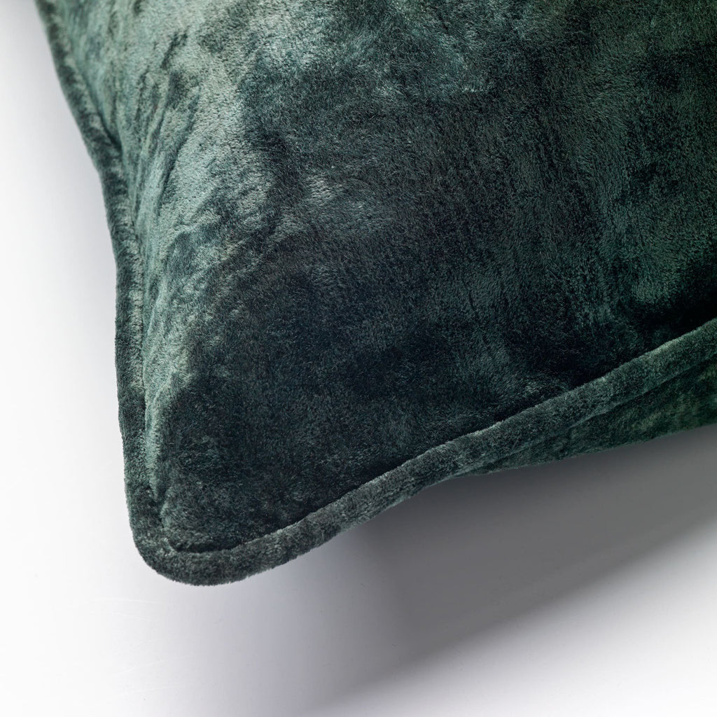 Chloe | Kussen | 50x50 cm bergaanzicht | Groen | Hoii | Met luxe binnenkussen