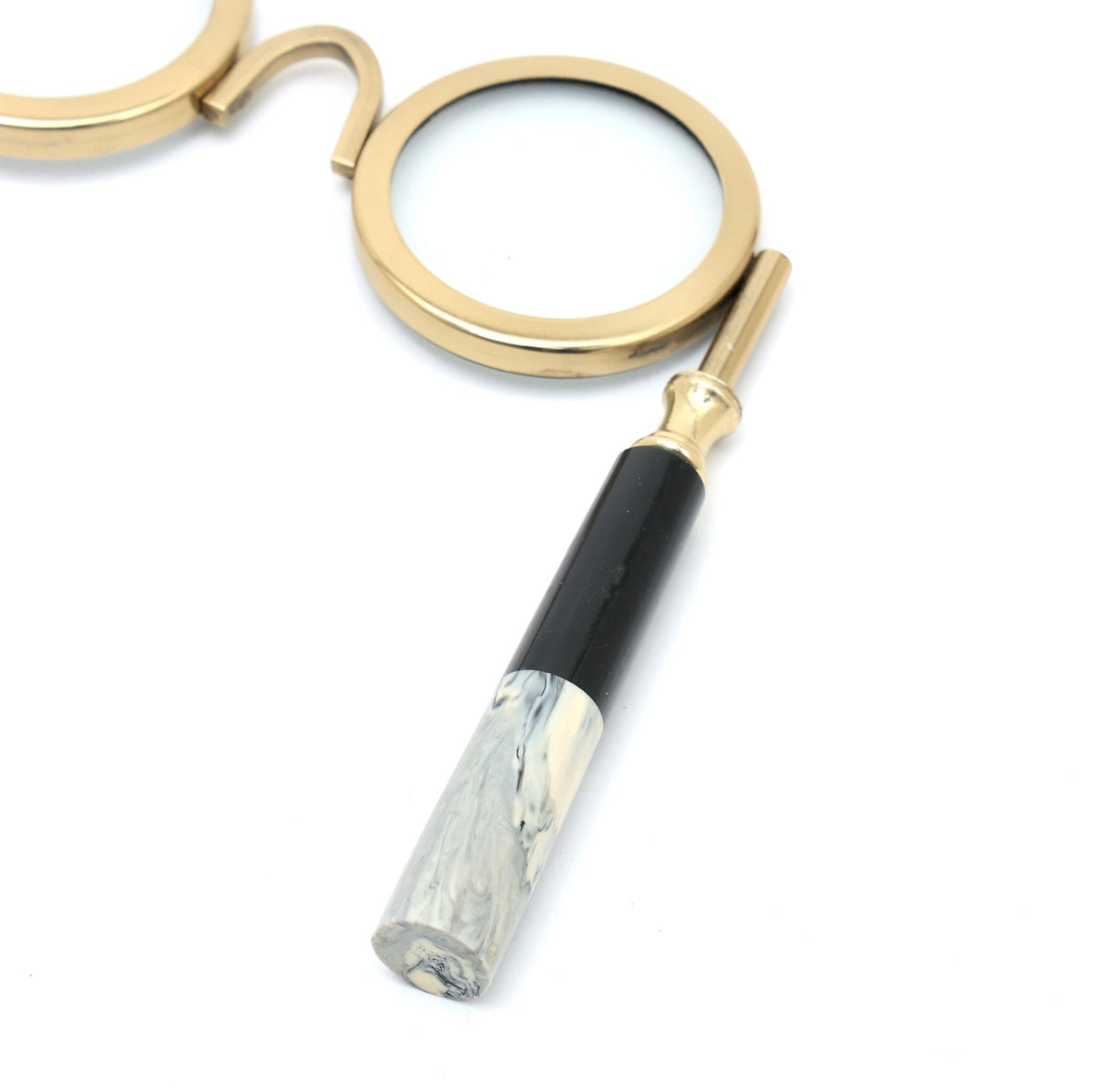 Klassiek vergrootglas met dubbele kijker en marmeren handvat