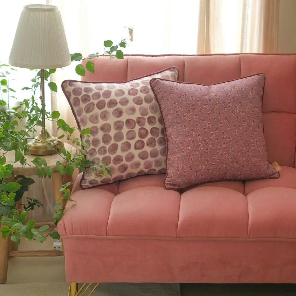 Kussenhoes | Polka Dot lavendel fluwelen kussenhoes van Sanctuary Living