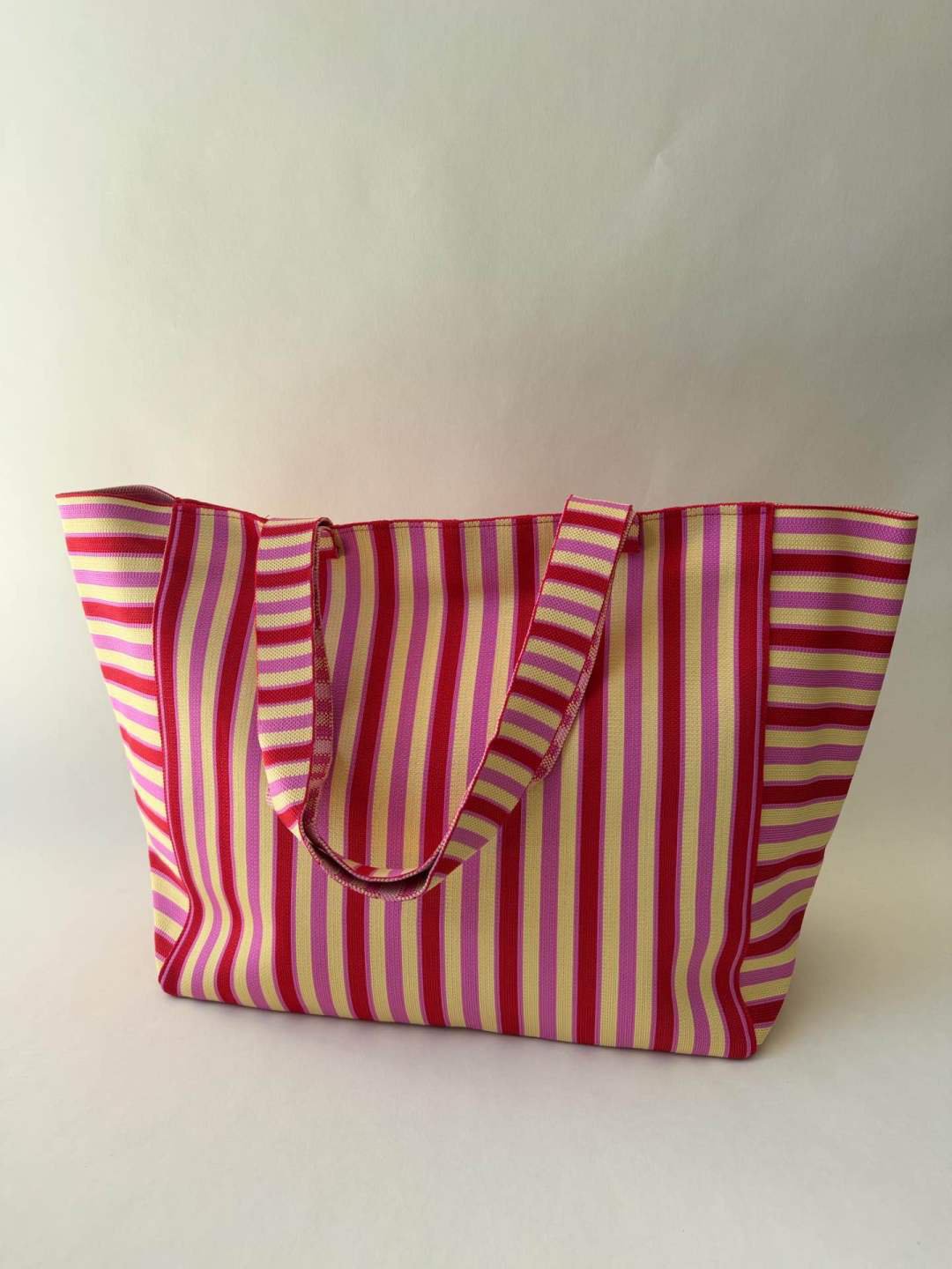 Shopper met zonsondergangstreep