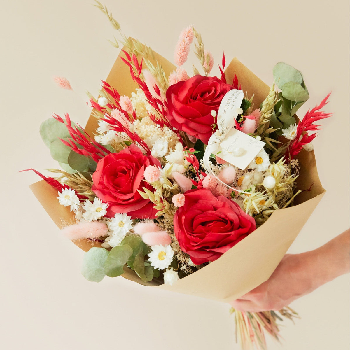Romantisch gedroogd en kunstbloemen boeket - rood - groot