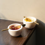Marmeren botervloot met gouden mes