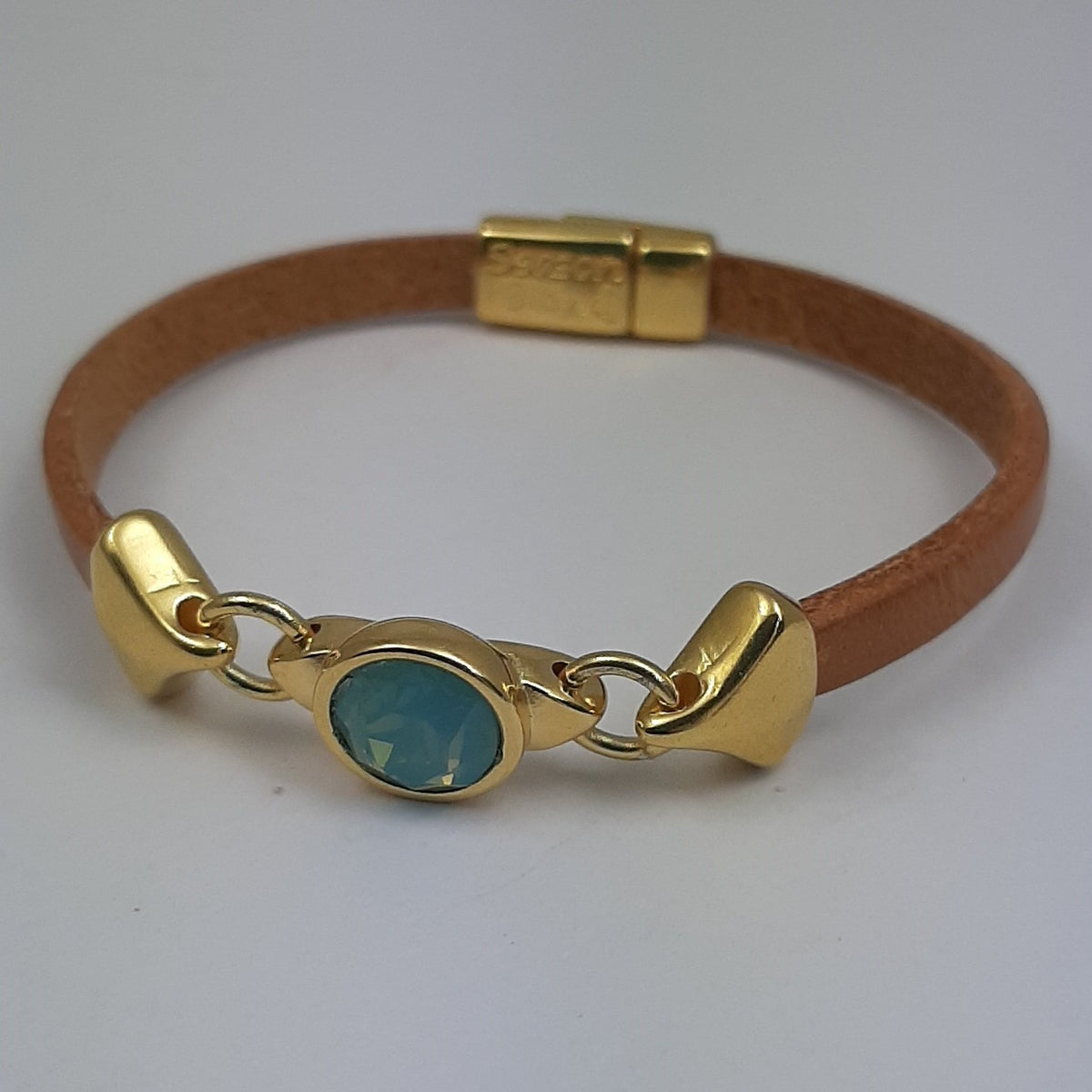 Nexus leren armband glas kristal 24K verguld