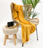 Dutch Decor Sidney - Plaid 140x180 cm - Fleecedeken - 100% gerecycled polyester - Golden Glow - Geel