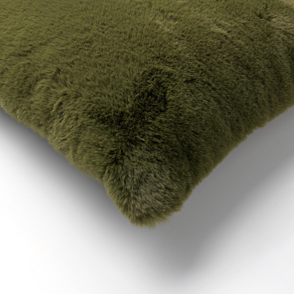 Dutch Decor Zaya - Kussen 45x45 cm - Unicolour - Bieslook - Groen