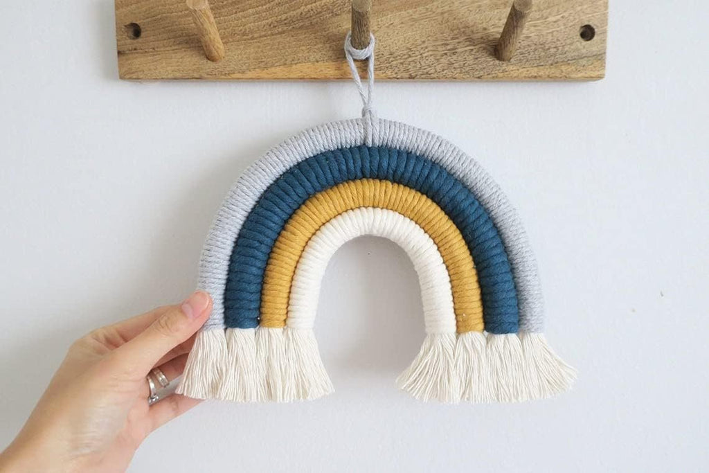 Handgemaakte katoenen regenbooghanger – decoratie voor de kinderkamer en kinderkamer – 19,9 x 19,9 inch