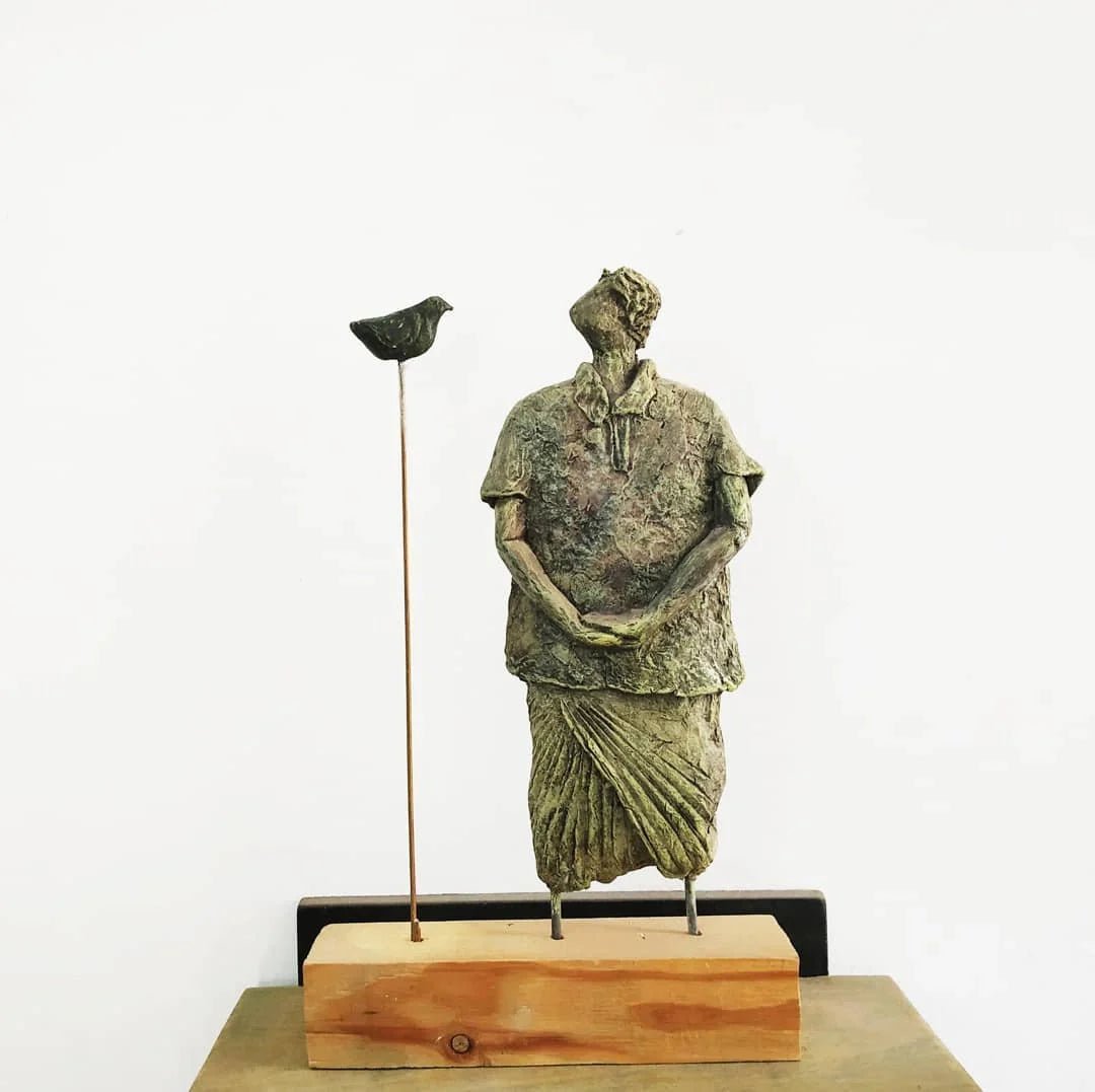 Beeldhouwwerk van papier-maché, Vogelliefhebber