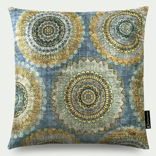 150 Pillow Velvet Mumbay Circles