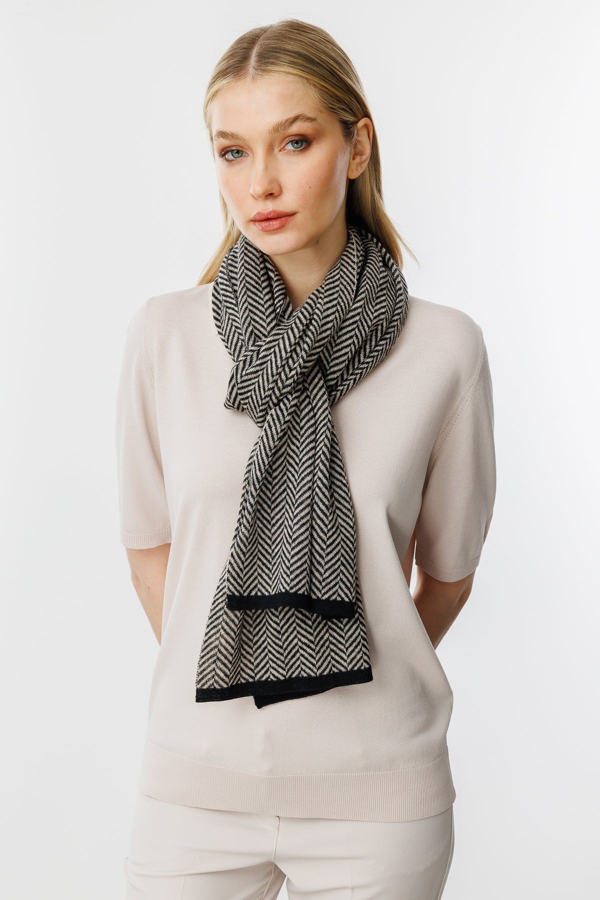 Lycia-sjaal zwart-beige